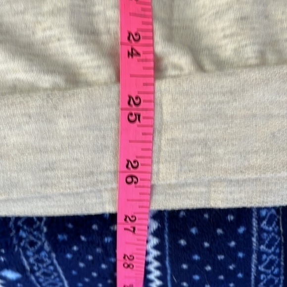 Living Doll Women’s Cream Sweatshirt With Sequins On Shoulders Size 0X NWT - Picture 8 of 10